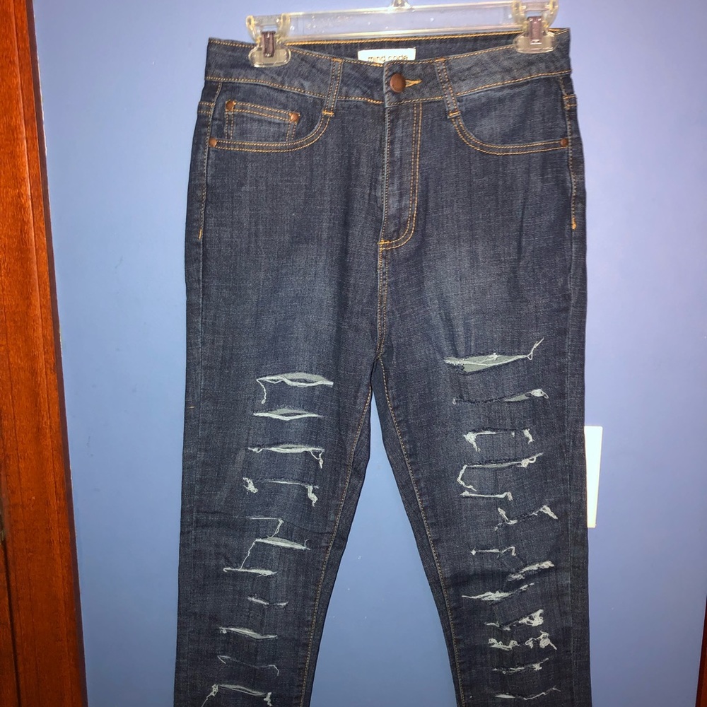 Mind code distressed ripped jeans women’s size 9